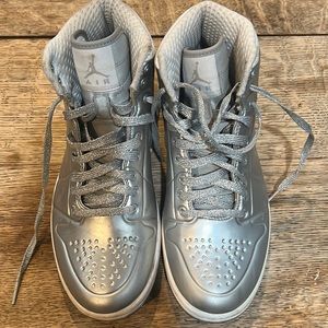 Nike Air Men’s Custom Silver high tops size 8